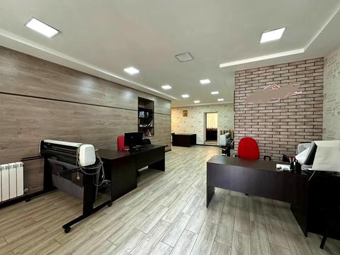 комерційна за адресою чкалова, 32