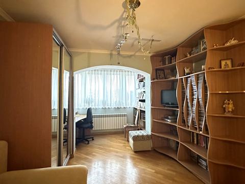 квартира по адресу Героев Днепра ул., 9