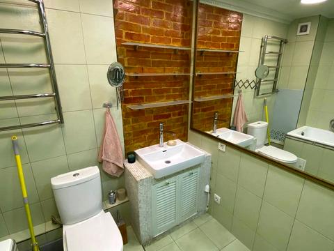 квартира за адресою Патріарха Мстислава Скрипника вул., 11