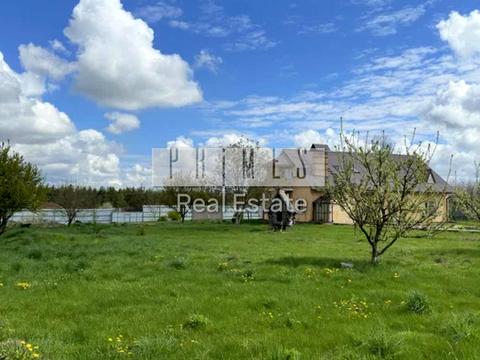будинок за адресою Луговий пров.
