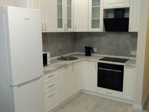 квартира за адресою Віктора Некрасова вул. (Північно-Сирецька), 8