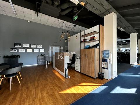 комерційна за адресою Сім'ї Прахових вул. (Гайдара), 58