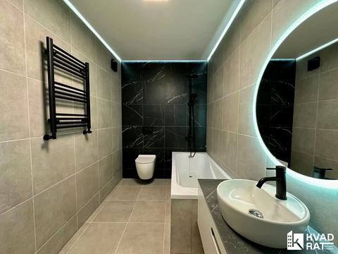 квартира за адресою Флотська вул., 10б