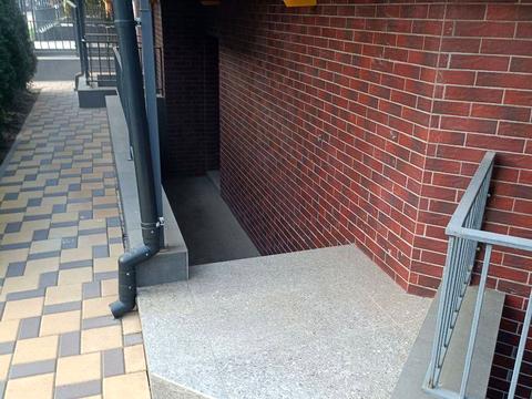 коммерческая по адресу Прорізна, 13