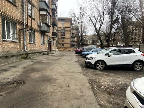 квартира за адресою Почайнинська вул., 44