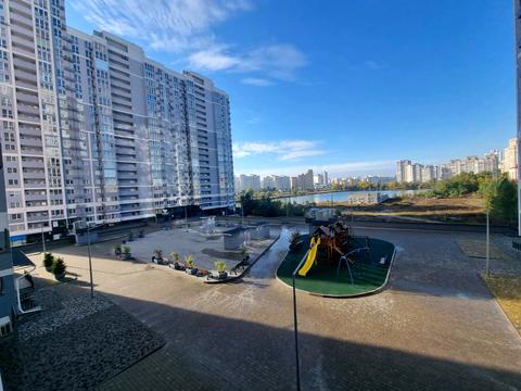 квартира за адресою Ревуцького вул., 40-Б