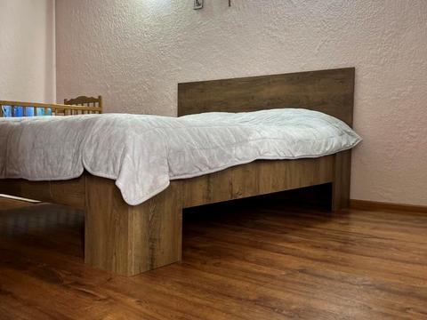 будинок за адресою с. Бахматівці, Набережна, 9