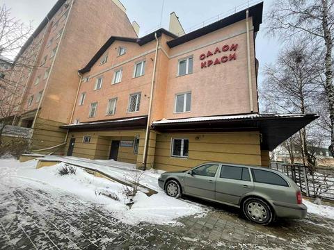 коммерческая по адресу Леся Курбаса ул., 7