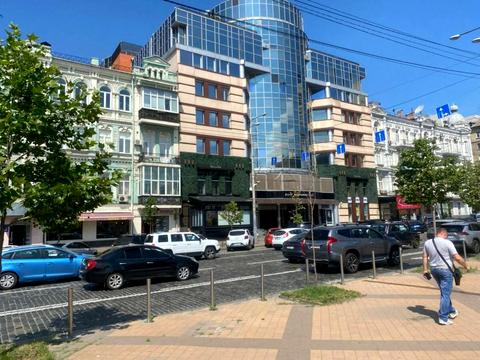 коммерческая по адресу Большая Васильковская ул. (Красноармейская), 62-64
