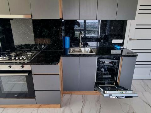 квартира за адресою Домбровського вул., 3