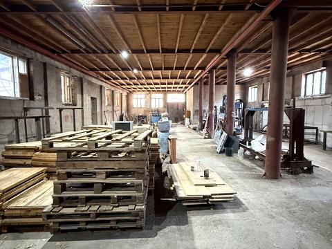 комерційна за адресою Універсальний пров., 7