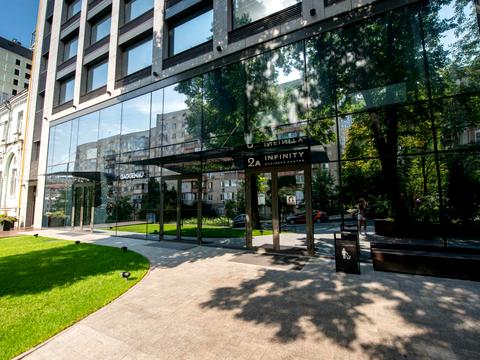 комерційна за адресою Саксаганського вул., 53/80