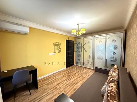 квартира за адресою Київ, Чорних Запорожців вул. (Петра Запорожця), 8-Б