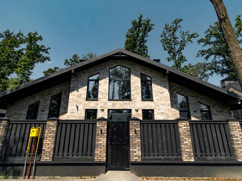 будинок за адресою Кондратюка