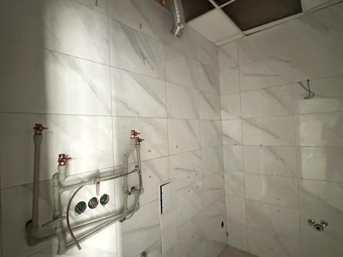 комерційна за адресою Трускавецька вул., 10