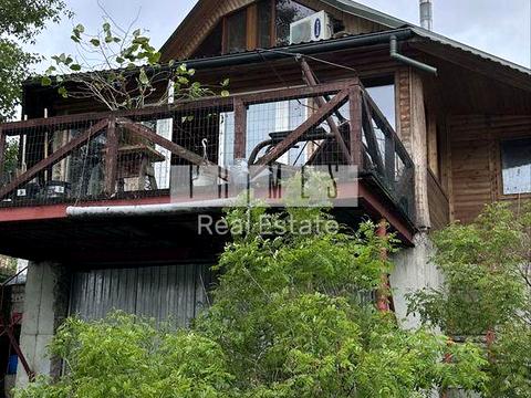 дом по адресу Днепровская набережная ул.