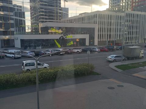 квартира за адресою Олександра Олеся вул., 8/17
