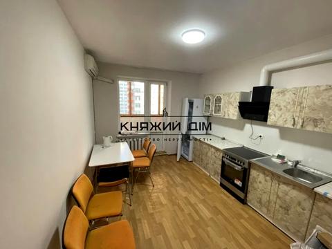 квартира за адресою Петра Григоренка просп., 16