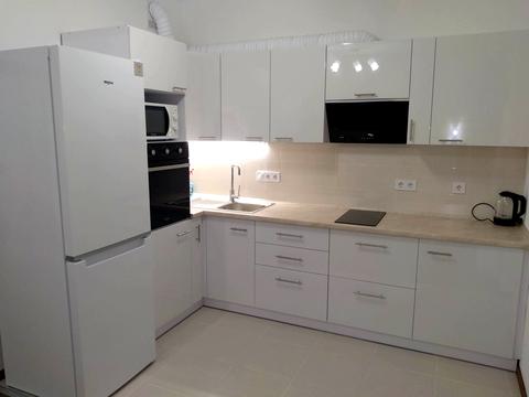 квартира по адресу Семьи Кульженков ул. (Дегтяренко Петра), 37