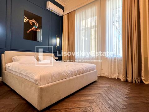 квартира за адресою Євгена Чикаленка вул. (Пушкінська), 21