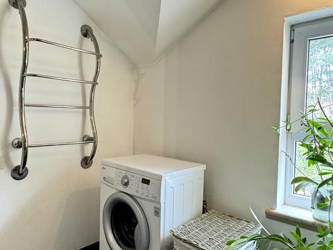 будинок за адресою Весняна, 12