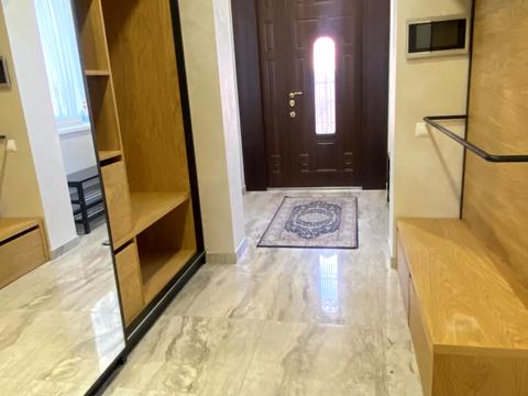 будинок за адресою Набережно-Лугова