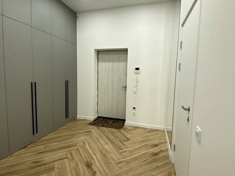 квартира за адресою Дмитра Яворницького просп. (Карла Маркса), 72