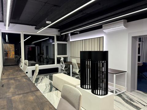 комерційна за адресою Кловський узвіз (Кловський), 7