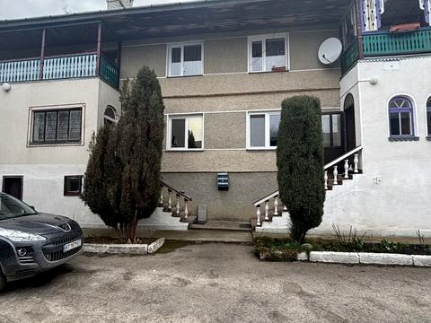 квартира за адресою Затишна, 18 а