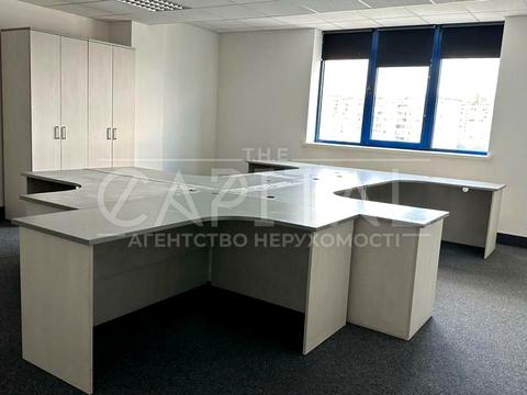 комерційна за адресою Науки просп., 3