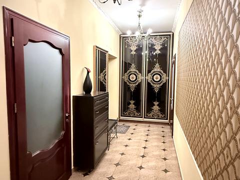 квартира за адресою Академіка Степана Рудницького вул., 30