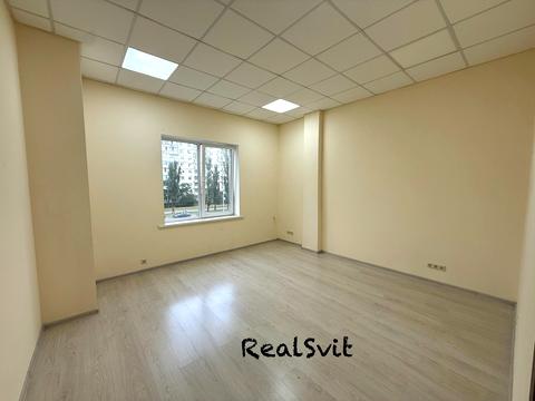 комерційна за адресою Рональда Рейгана вул., 17