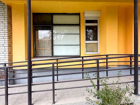 коммерческая по адресу Миколайчука ул., 24