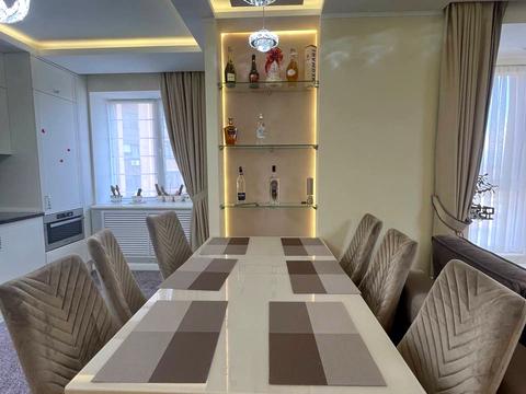 квартира за адресою Ак. Сахарова, 5В