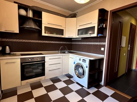 квартира по адресу Драгоманова ул., 40-А