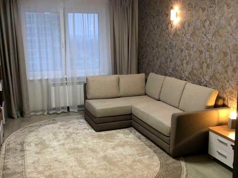 квартира за адресою Софії Русової вул., 5