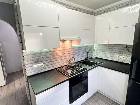 квартира за адресою Митрополита Андрея Шептицького вул. (Анатолія Луначарського), 1/2