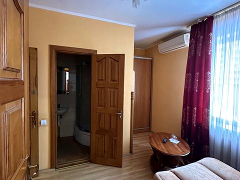 коммерческая по адресу Червоной Калины просп., 79