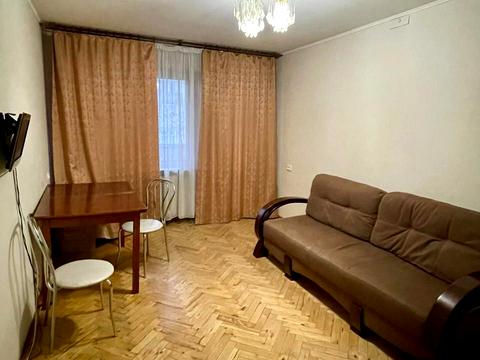 квартира за адресою Володимира Великого вул. (Артема), 40