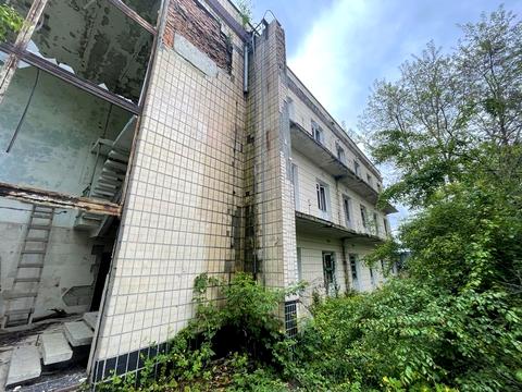 коммерческая по адресу Перлинна вул., 3