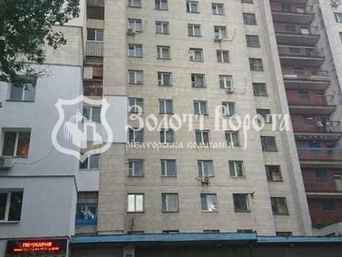 комната по адресу Азербайджанская ул. (Бакинських Комісарів), 8-Б
