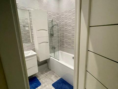 квартира за адресою Академіка Сахарова вул., 3а
