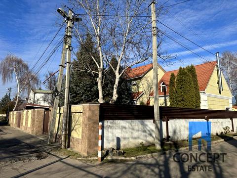 будинок за адресою Садова, 38