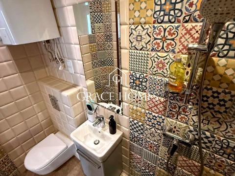 квартира за адресою Межигірська вул., 28