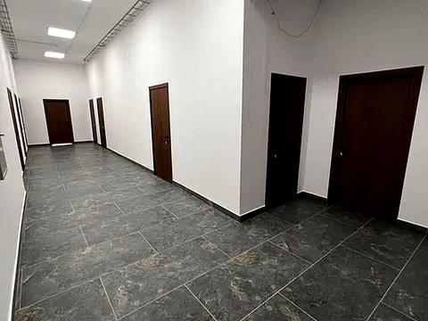 комерційна за адресою Межигірська вул., 87-А