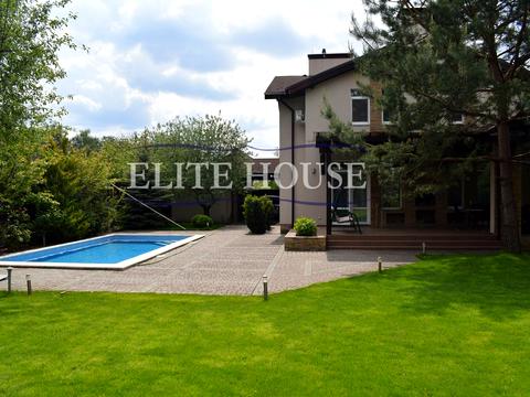 будинок за адресою с. Старі Петрівці, Князя Святослава