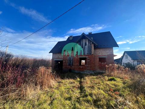 будинок за адресою Лугова