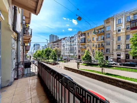 комерційна за адресою Антоновича вул. (Горького), 17