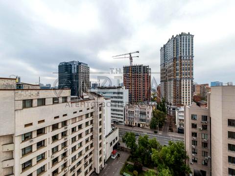 коммерческая по адресу Антоновича ул. (Горького), 33В