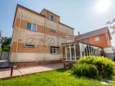будинок за адресою Кукурудзяна вул., 13
